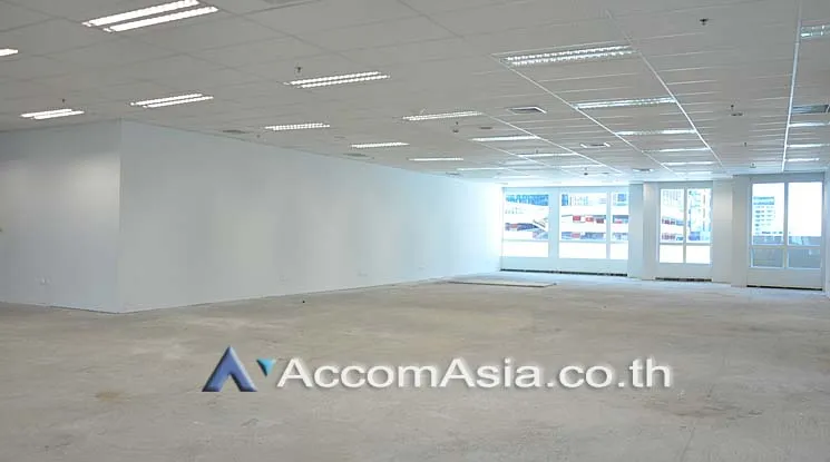 unit Office space For Rent in Ploenchit, Bangkok  near BTS Ploenchit (AA15225)